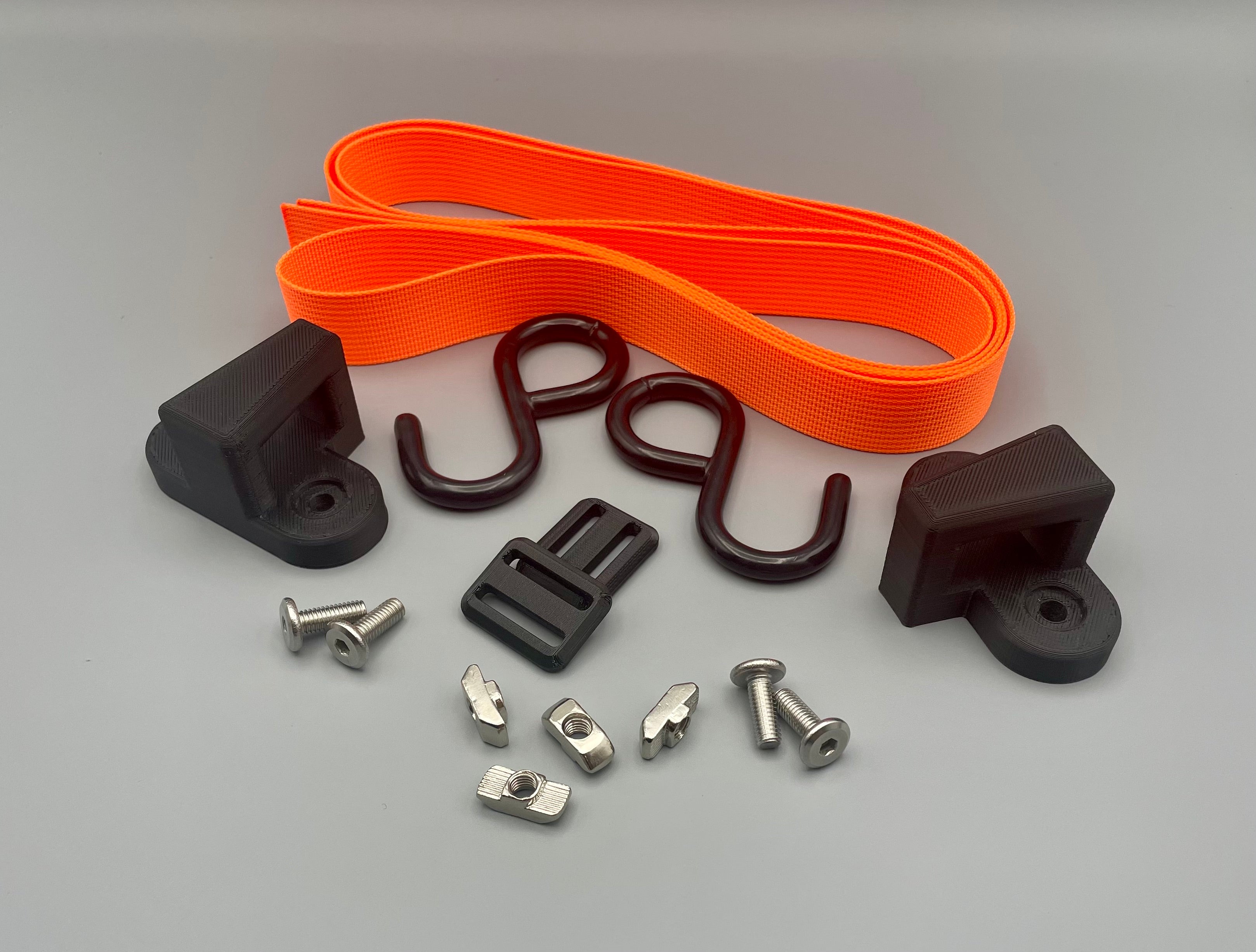 Camper leash (Stop using your tent material to close your camper!)